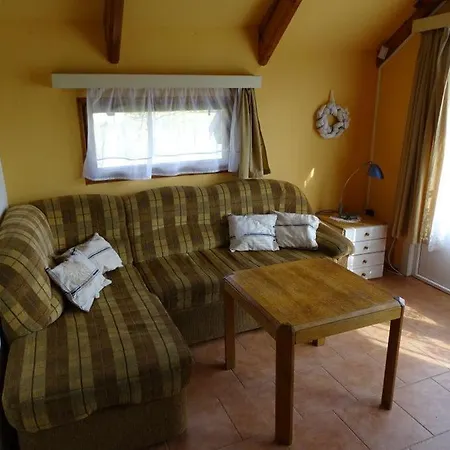 Chatky A Apartmany Apollo Na Vysocine Nove Mesto na Morave