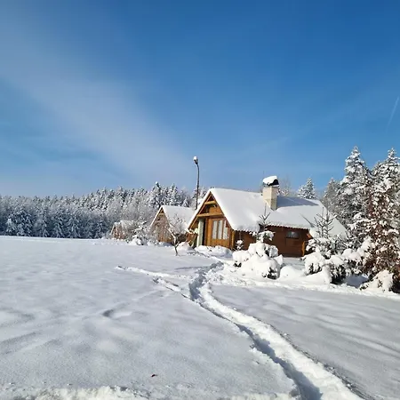 Chatky A Apartmany Apollo Na Vysocine * Nove Mesto na Morave