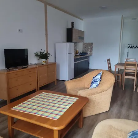 Chatky A Apartmany Apollo Na Vysocine Holiday park Nove Mesto na Morave