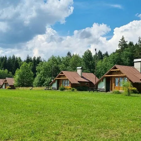 Chatky A Apartmany Apollo Na Vysocine * Nove Mesto na Morave