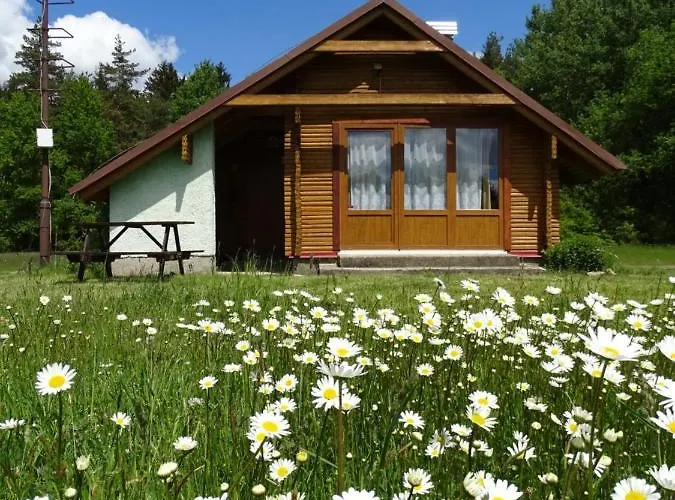 Chatky A Apartmany Apollo Na Vysocine * Nove Mesto na Morave